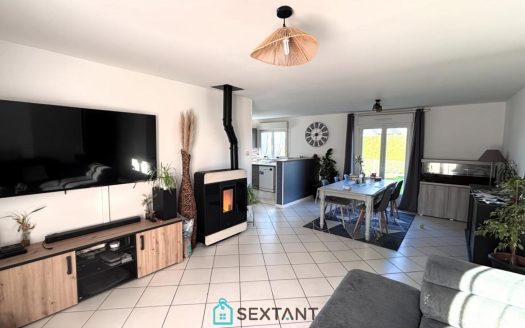 Single storey 3 bedrooms