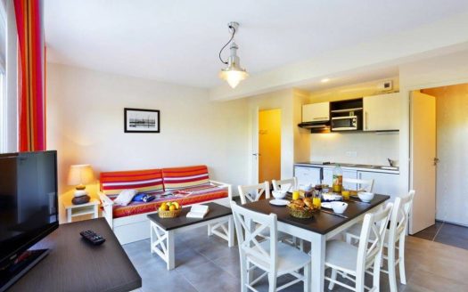 RENTAL INVESTMENT – SAINT-POL-DE-LEON – Nemea Les Roches Residence *** – 6.56% return