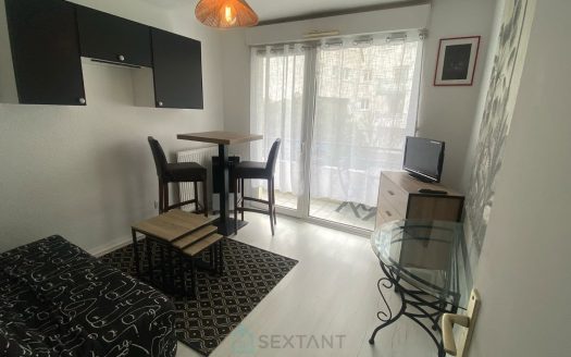 Vend studio Royan proche gare, centre ville et plage