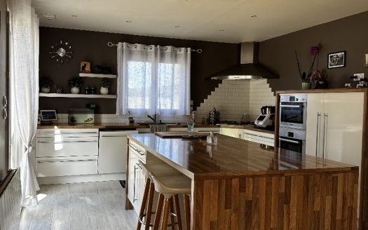 For sale – Superb contemporary house built in 2011 in Bouquetot (5 minutes from Bourg-Achard)