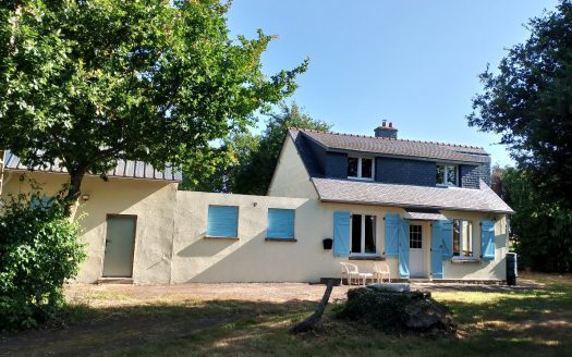 House set in the countryside