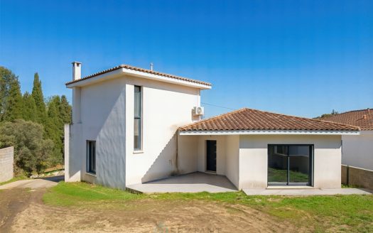 ISTRES – Contemporary Villa with Elevated Views – 149 sqm – 5,200 sqm Land – PROVENCE