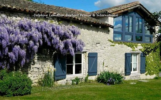 Charming Stone Hamlet Property with 3 Independent Homes