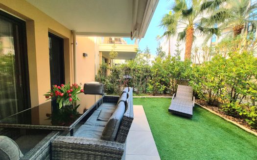 Cannes Palm Beach – 1-Bedroom Apartment with Private Garden – 250 meters from the Sea
