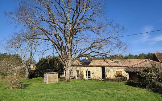 Equestrian property with 5 hectares close to Monpazier
