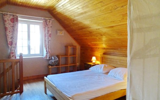 Set in a peaceful countryside environment yet just moments from local amenities, this charming property comprises two separate homes and an independent studio.