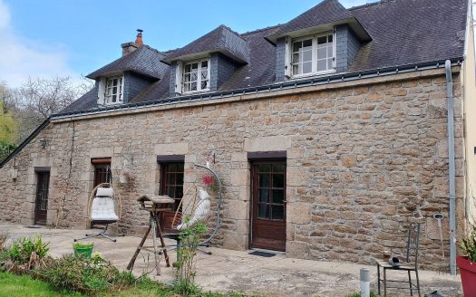 4 bedroom stone house