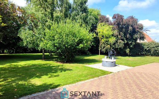 Beautiful 185 sqm mansion in a 4500 sqm wooded park