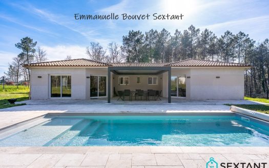 Modern house at 10 min from Bergerac, with swimming-pool, terrace, 4-5 bedrooms, 2 bathrooms, large living-space, peaceful area