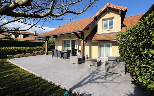 Villa 5 pièces – 01170 Chevry