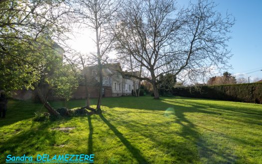 Equestrian property with character