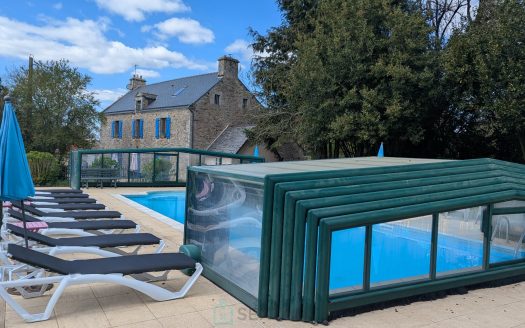 Spacious 265 sqm stone house – 8 bedrooms – high accommodation capacity – ideal for guesthouse or large family home