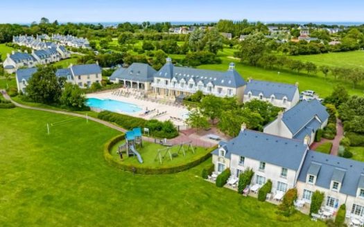 RENTAL INVESTMENT – PORT EN BESSIN HUPPAIN – Pierre & Vacances Le Green Beach Tourist Residence – 6.71% profitability