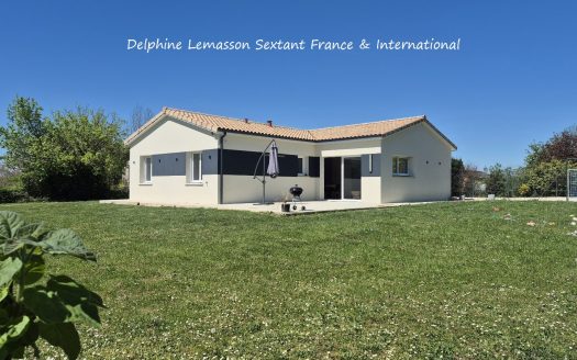 Modern Home with Countryside Setting, 5 mins to Train direct to Bordeaux