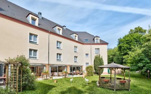 RENTAL INVESTMENT – SAINT LUBIN DES JONCHERETS – Chateau du Haut-Venay Ehpad Residence – 7.25% profitability