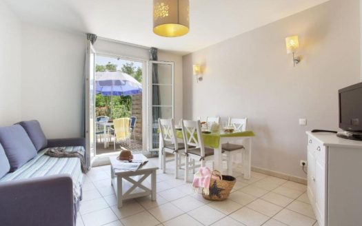 RENTAL INVESTMENT – CABRIES – Tourist Residence Le Golf de la Cabre d'Or – 5.70% return