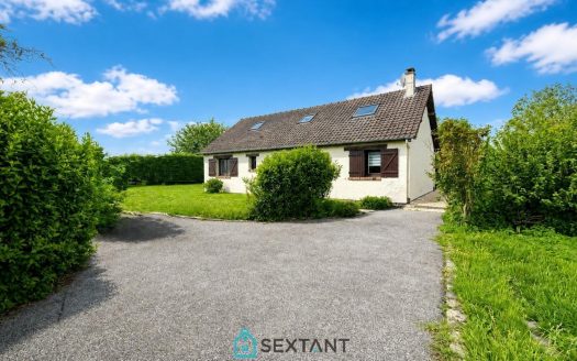 3-bedroom house with pool
