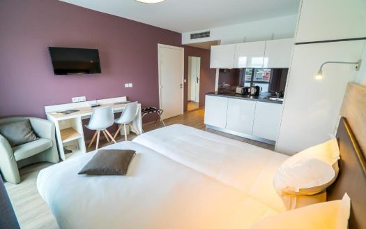 RENTAL INVESTMENT – CHOISY LE ROI – All Suites Apart Hotel Residence – 5.5% return