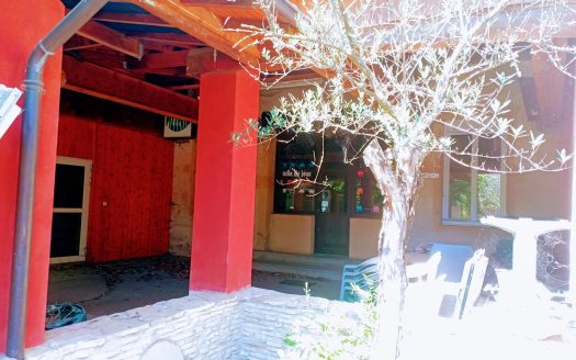 Real estate lot
