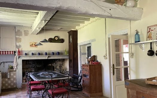 DOLMAYRAC – Magnificent 18th-century mill to renovate with swimming pool and 1.4465 hectares of wooded land – Lot & Garonne (47)