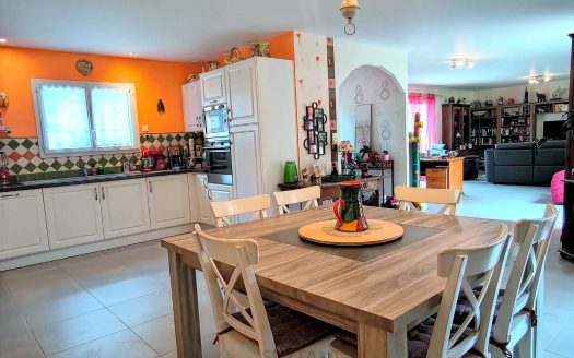 GROUND FLOOR HOUSE CLASSIFIED A,  ALONG DORDOGNE VALLEY