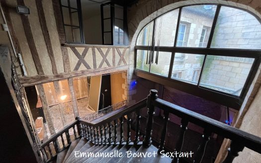 Bergerac historical center, building enabling different kind of projects