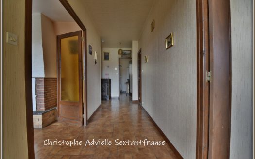 Semi detached house all on the ground floor in Marmande city, garage, 3 bedrooms