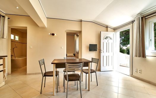 RENTAL INVESTMENT – SARI-SOLENZARA – Residence de Tourisme Lisa Maria – 3.55% profitability