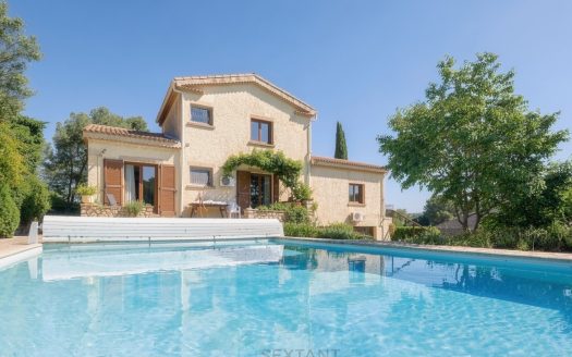 Southern France – MARTIGUES TOURET DE VALLIER – Elegant 7-room family home – 180 sqm/1300 sqm – with swimming pool and magnificent, peaceful surroundings