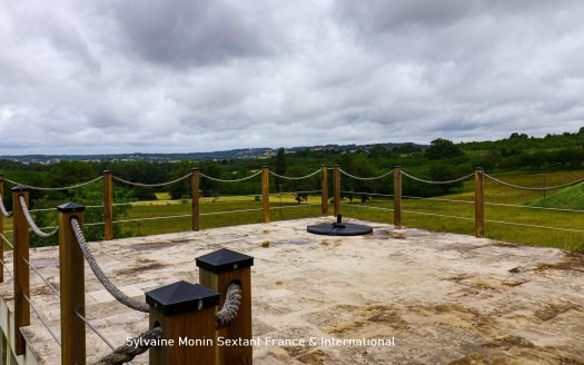 Detached stone house, quiet, nature and panoramic views