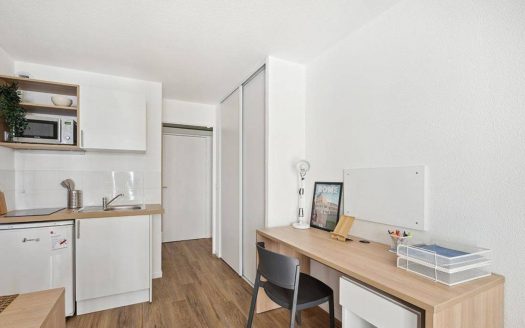 RENTAL INVESTMENT – COURBEVOIE – Studea Grande Arche Student Residence – 5.17% return