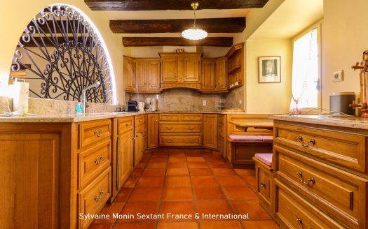 Character property in stone with swimming pool and barn, combining old-world charm and contemporary comfort