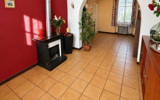 EXCLUSIVITE – DIVONNE-LES-BAINS (01220) – Villa mitoyenne 164 sqm (249,46 utiles) –  750.000 €