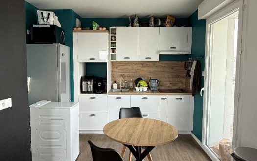 42 sq m 1-bedroom apartment – Rental investment – Le Grand-Quevilly Centre.
