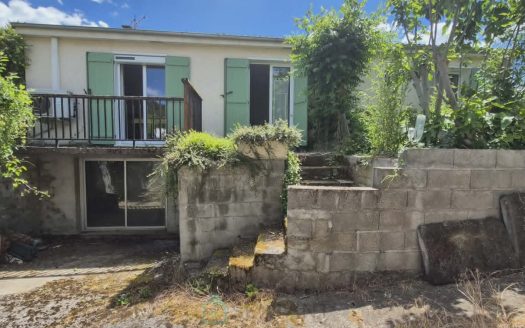 PAVILLON DE PLAIN-PIED SECTEUR CALME ET RECHERCHE VEYRE-MONTON