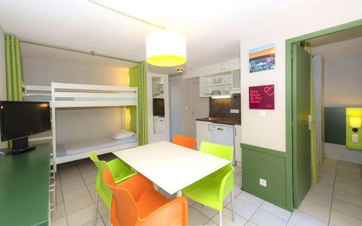 RENTAL INVESTMENT – BERRIAS AND CASTELJAU – Residence Vacances Bleues Lou Castel***- 6.59% profitability