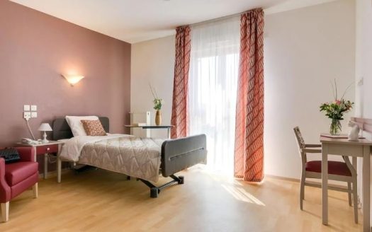 RENTAL INVESTMENT – SALON DE PROVENCE – L'Amandiere Nursing Home Residence – 5.51% return