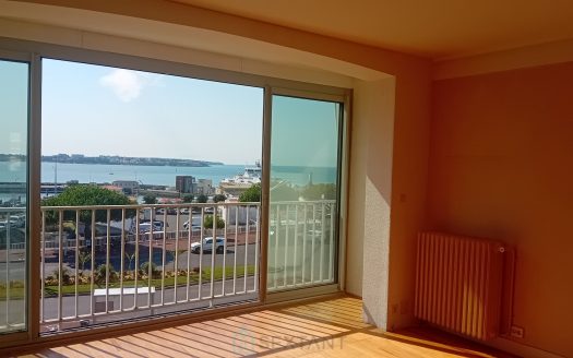 Superbe appartement traversant double vue Mer, Royan