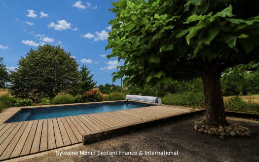Charming renovated stone house with swimming pool and unobstructed views