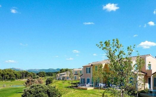 RENTAL INVESTMENT – CABRIES – Tourist Residence Le Golf de la Cabre d'Or – 6.04% return