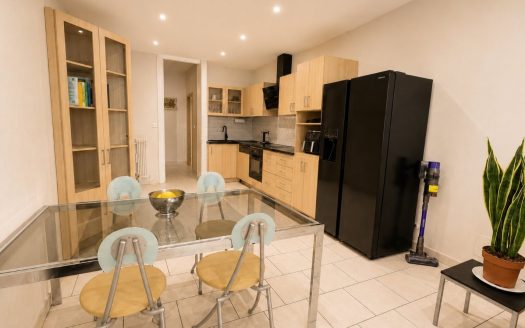 Character Townhouse with Private Garden in the Heart of Sainte-Foy-la-Grande