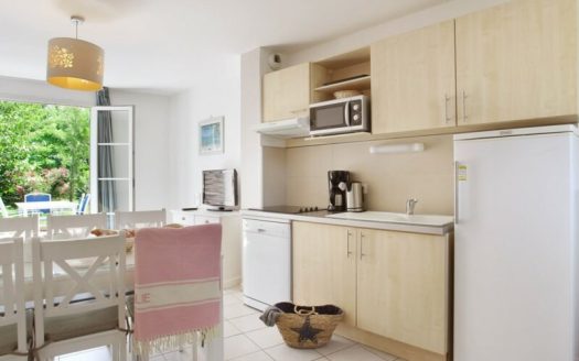 RENTAL INVESTMENT – CABRIES – Tourist Residence Le Golf de la Cabre d'Or – 6.02% return