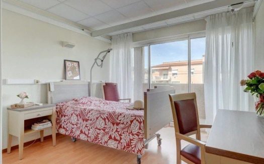 RENTAL INVESTMENT – Chateauneuf-les-Martigues – Les Jardins de Valtrede Assisted Living Residence – 6.03% return