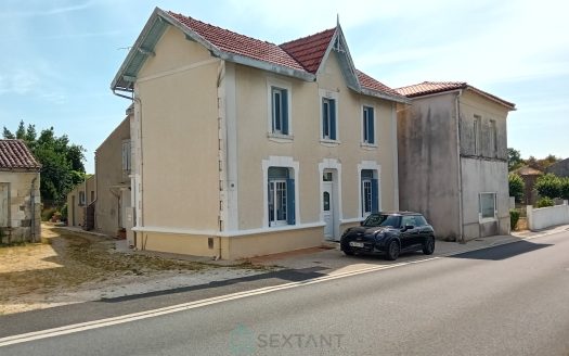 Property 3 bedrooms and large open garden