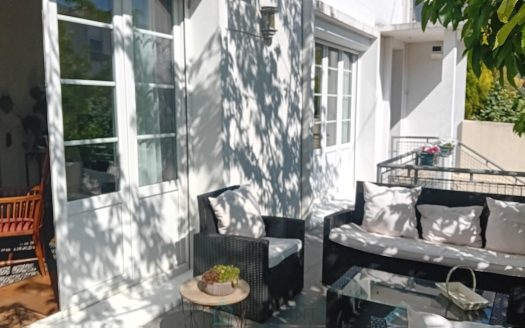 Appartement ancien dans maison bourgeoise