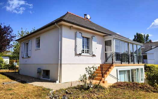 Fondettes, Just Minutes from Tours-2/3 Bedrooms house.