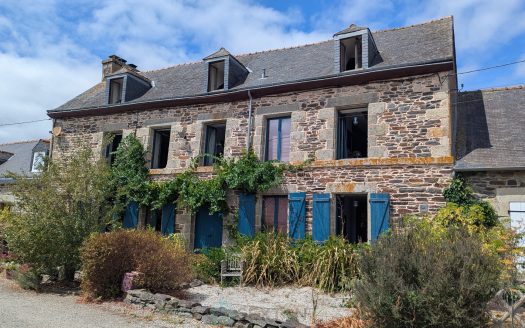 Character stone house with land including woodland on the banks of the River Blavet