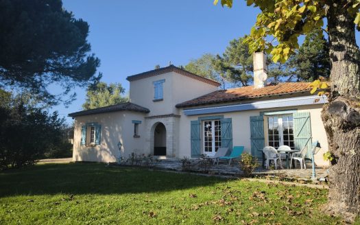 BERGERAC. RESIDENTIAL AREA, 10 minutes TOWN CENTER