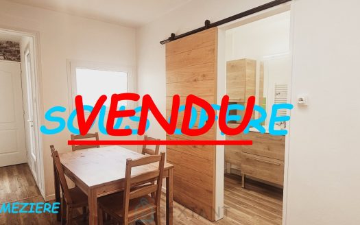 House in Amiens, Sainte-Anne district, With coutyard