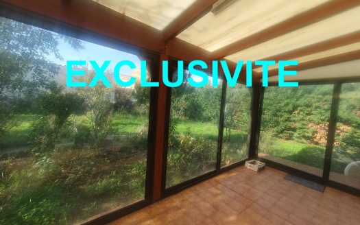 Four-sided villa not overlooked in SAINT ANDRE